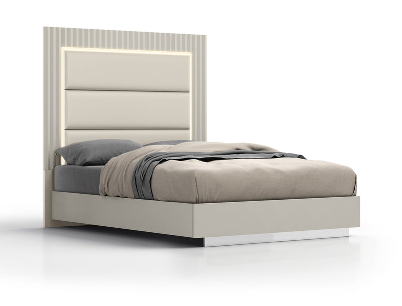 Whiteline Modern Living Chloe Queen Bed BQ1888